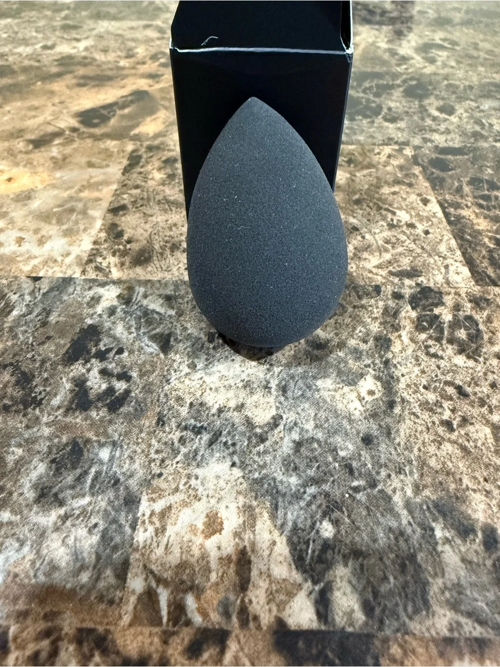 Il Makiage The Blender Flawless Base Makeup Sponge